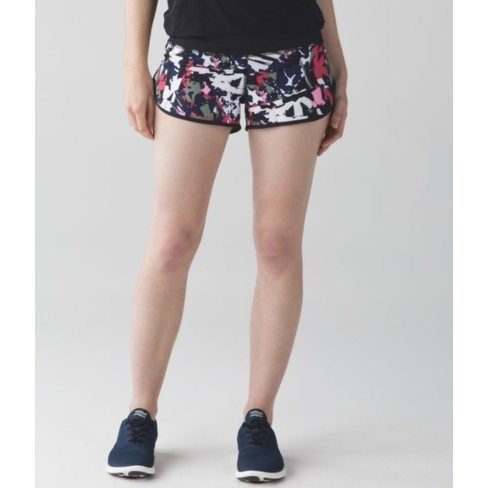 Lululemon Speed Up Short 2.5 Inseam Pop Cut Boom Juice Pink Multi Size 6